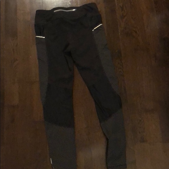 Athleta black and polka dot leggings - Picture 4 of 4